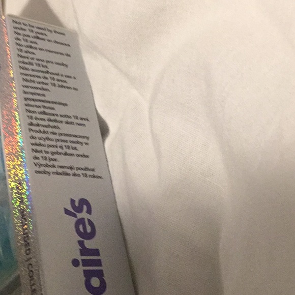 NWT Claires glue on nails Blue and white and light blue sparkles glue included - Picture 5 of 6